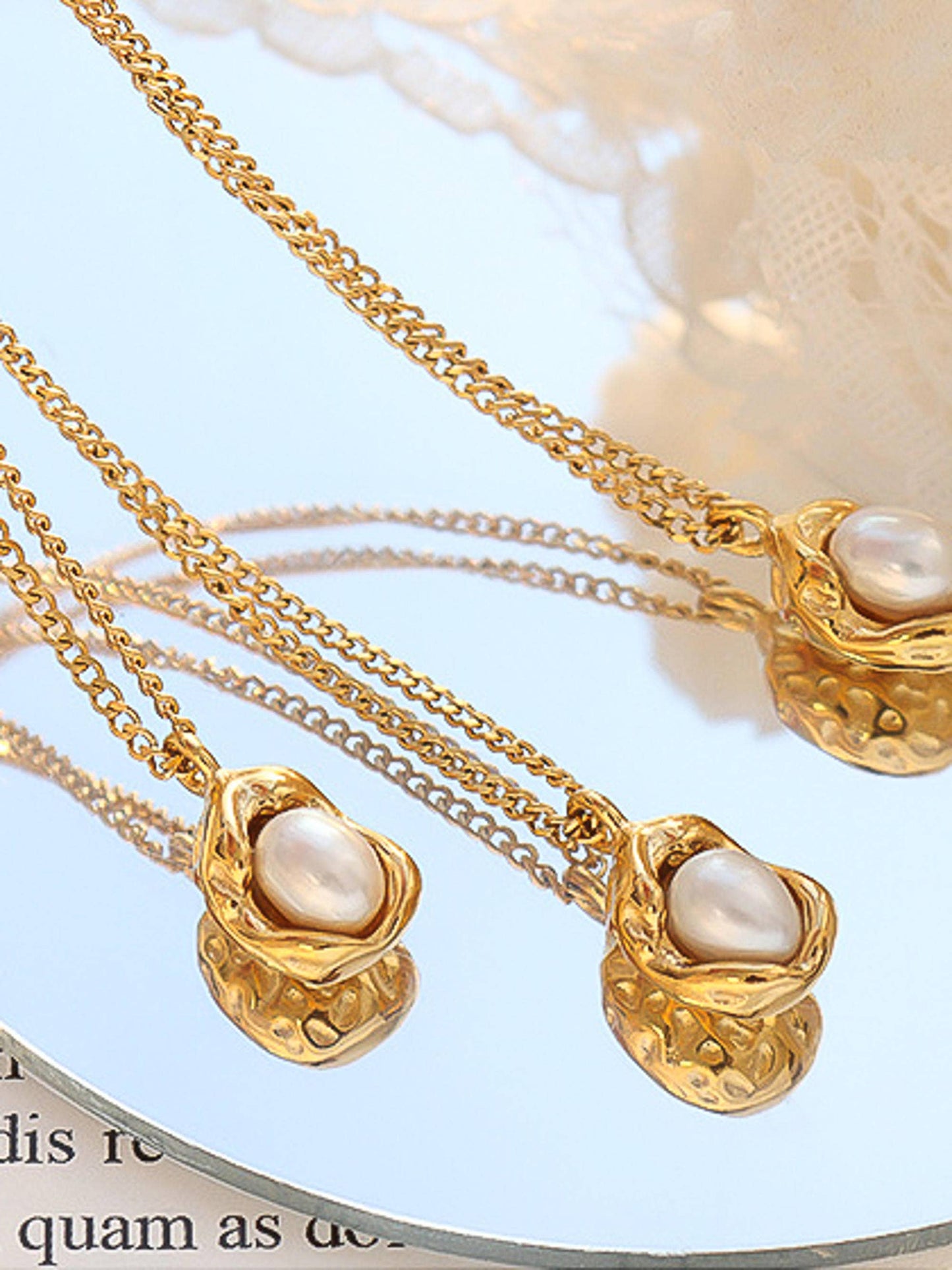 Zakai Necklace