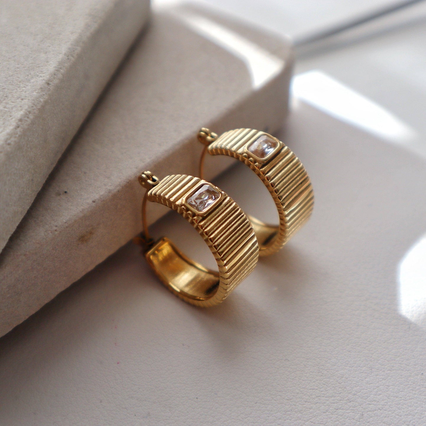 Stella Hoops | Chunky Gold Hoops