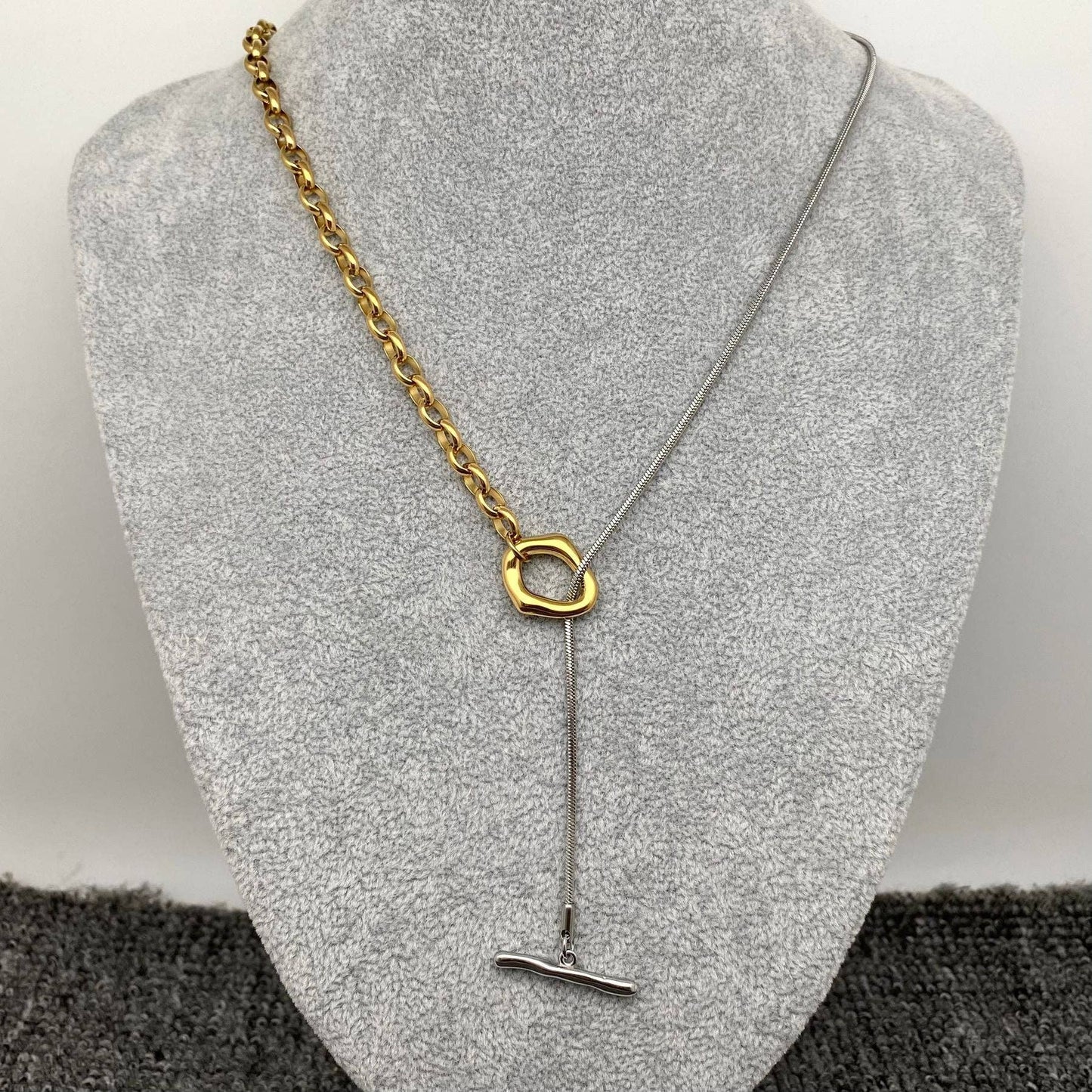 Two Tone Buckle Lariat Chain