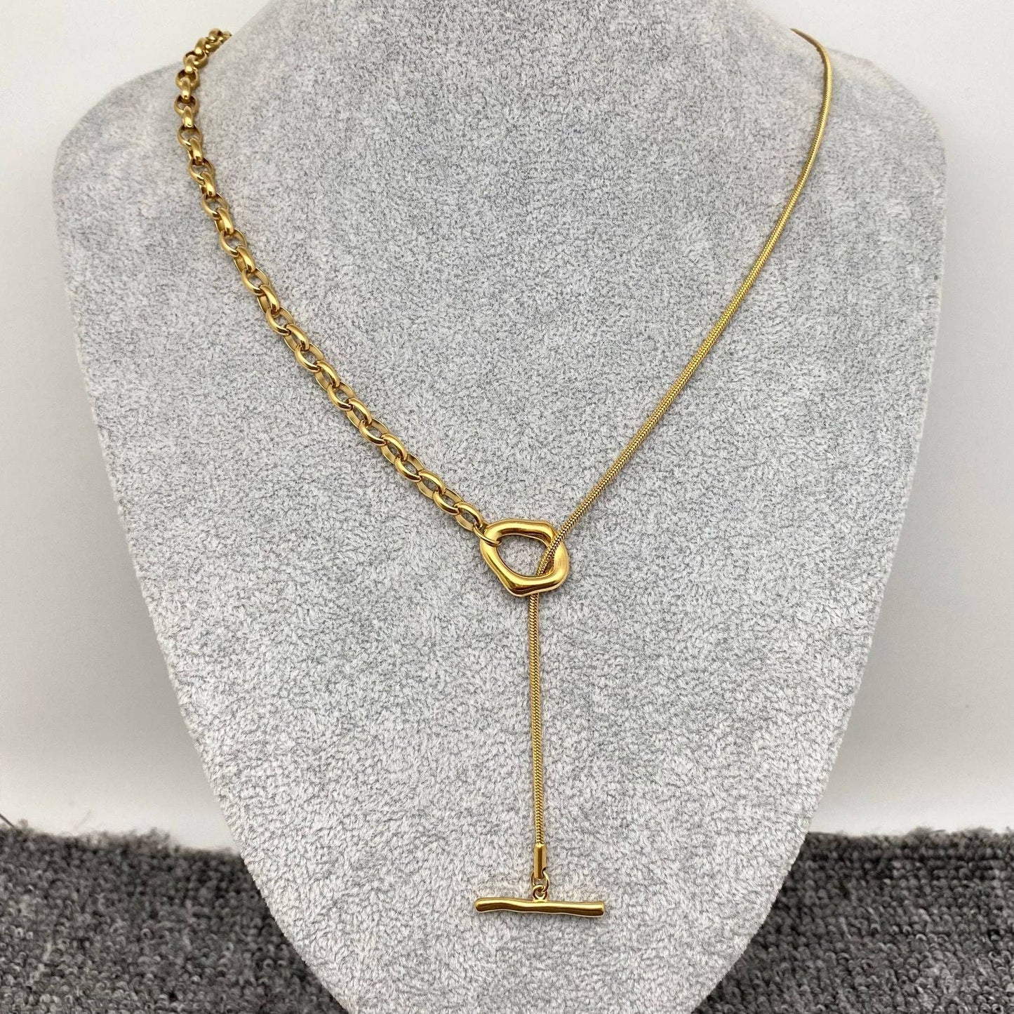 Buckle Lariat Chain