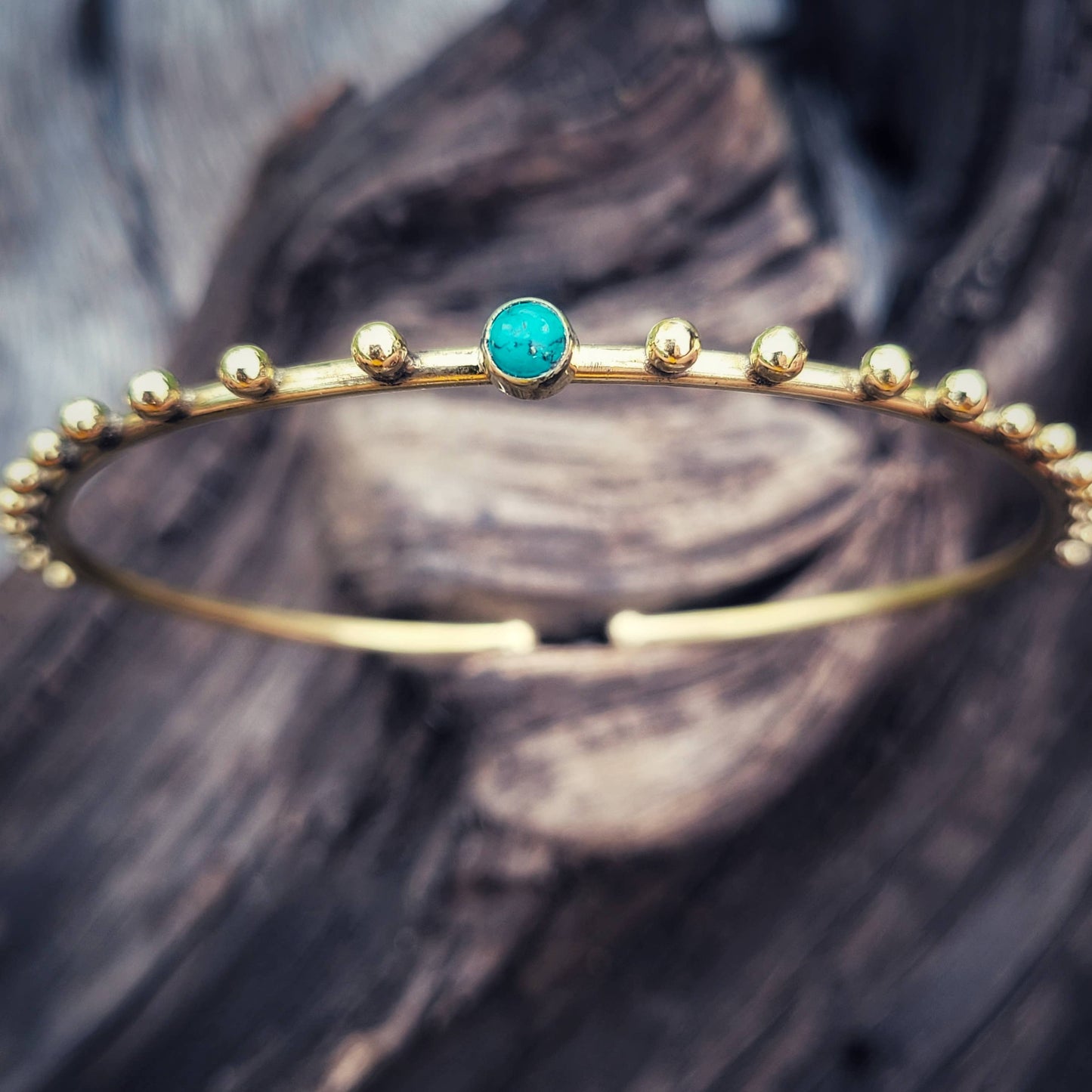 Brass bangle bracelet: Turquoise