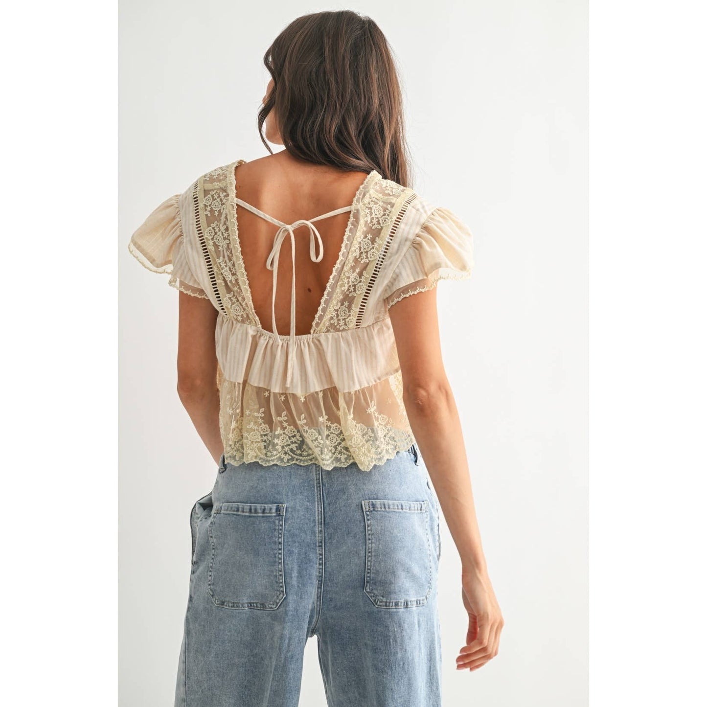 LACE TRIMMED BLOUSE