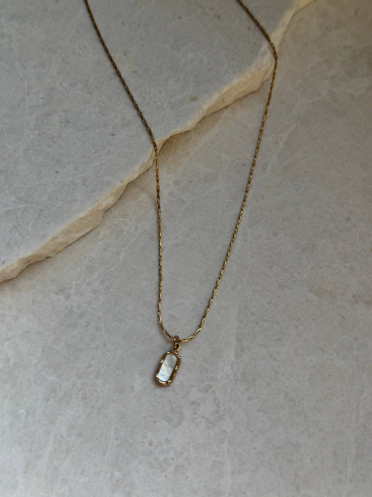 Hazel Pendant Necklace: Pearl
