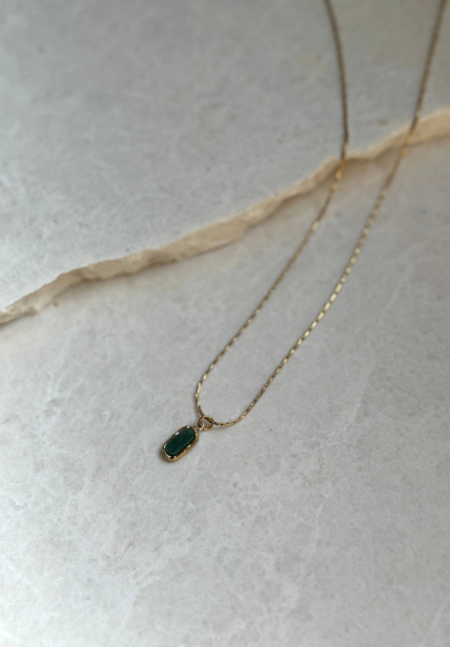 Hazel Pendant Necklace: Pearl