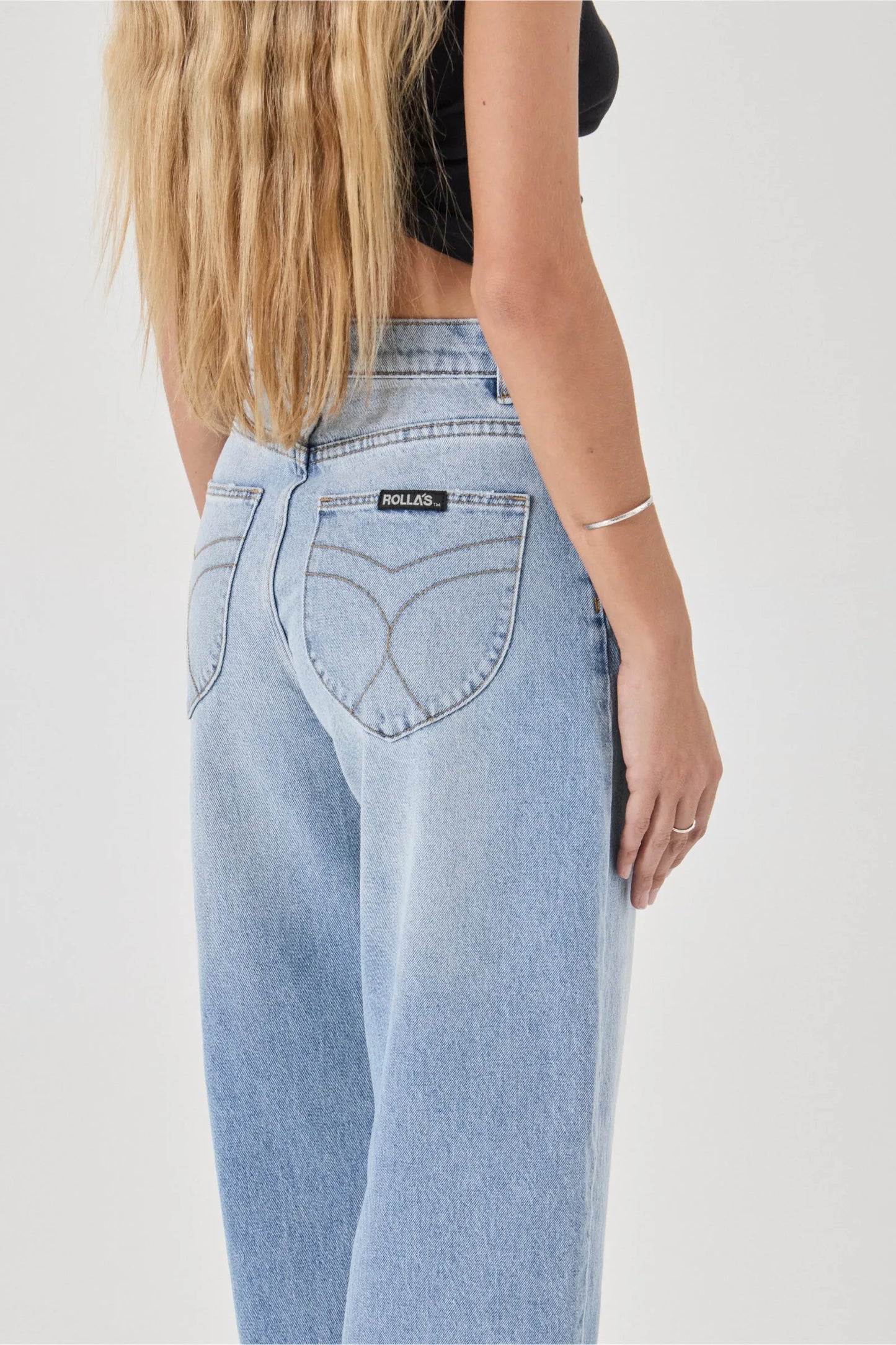 Gigi Barrel Jeans in Brad Blue