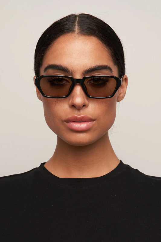 Izzy Black/ Olive Sunglasses
