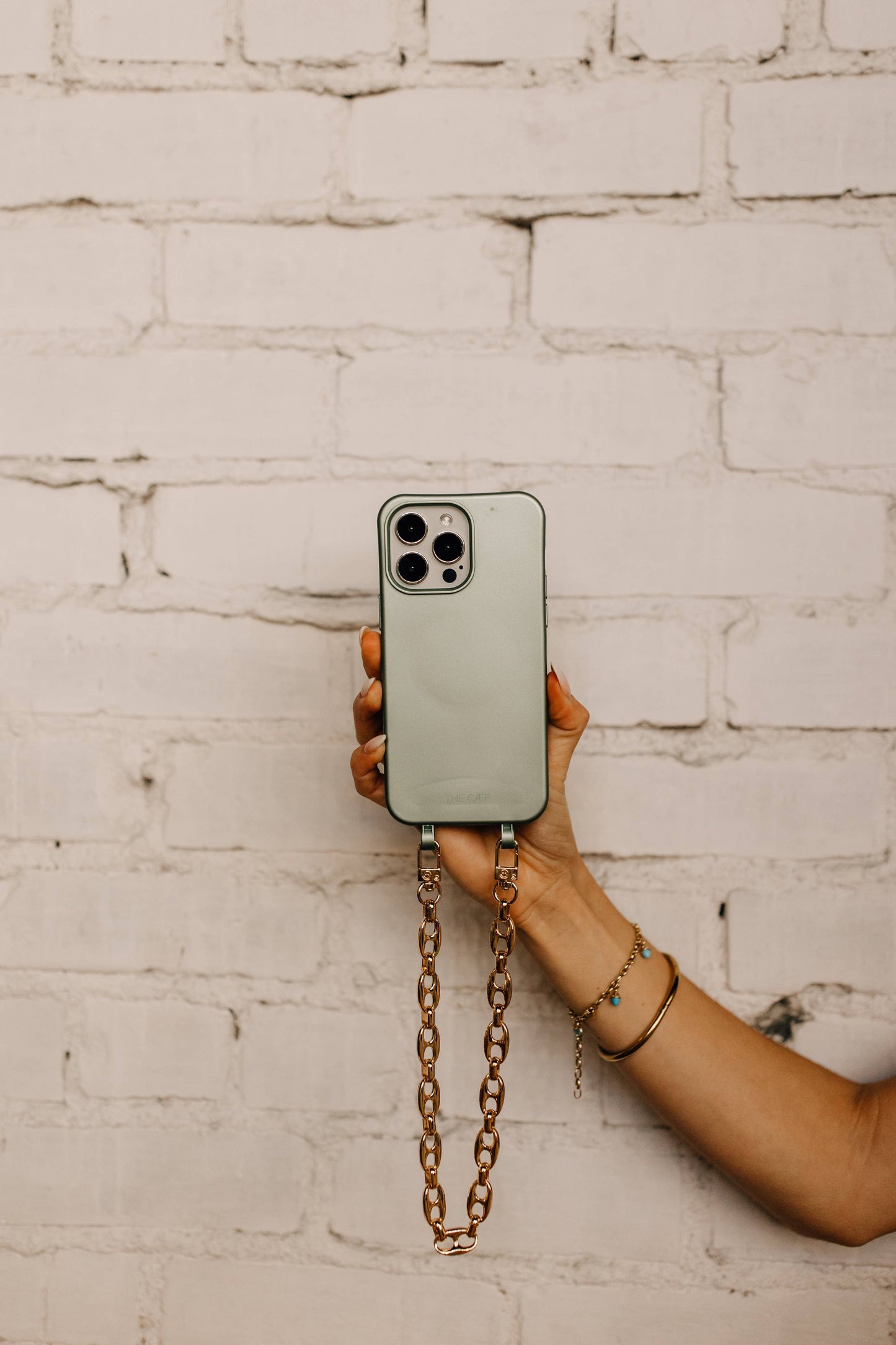 Goldi Peanut Chain: Wristlet (14.5 inches)