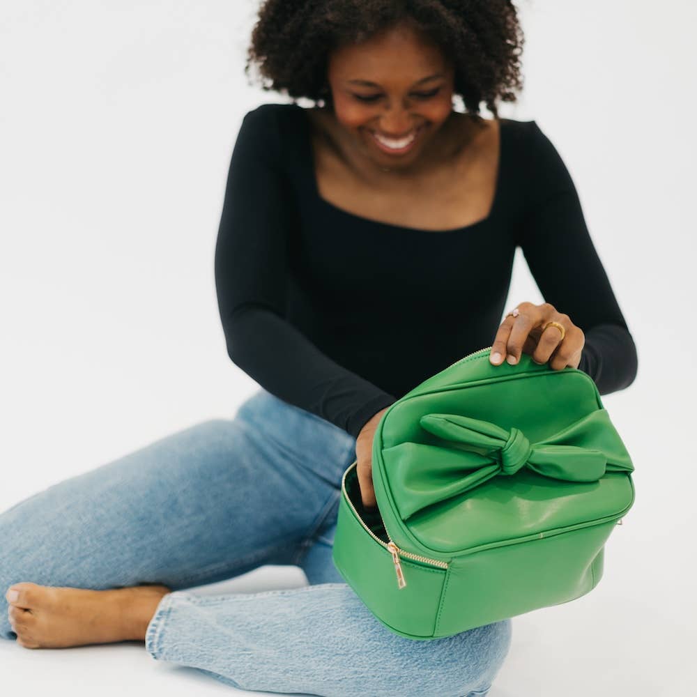 Madelyn Bow Makeup Bag: Emerald