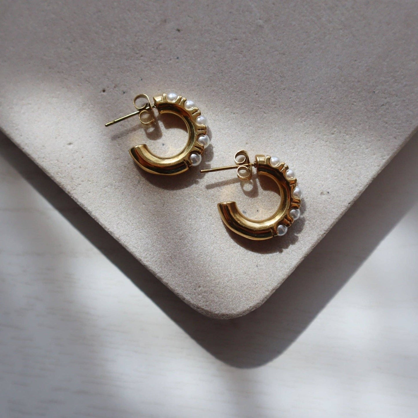 Nori Hoops | Pearl Hoop Earrings