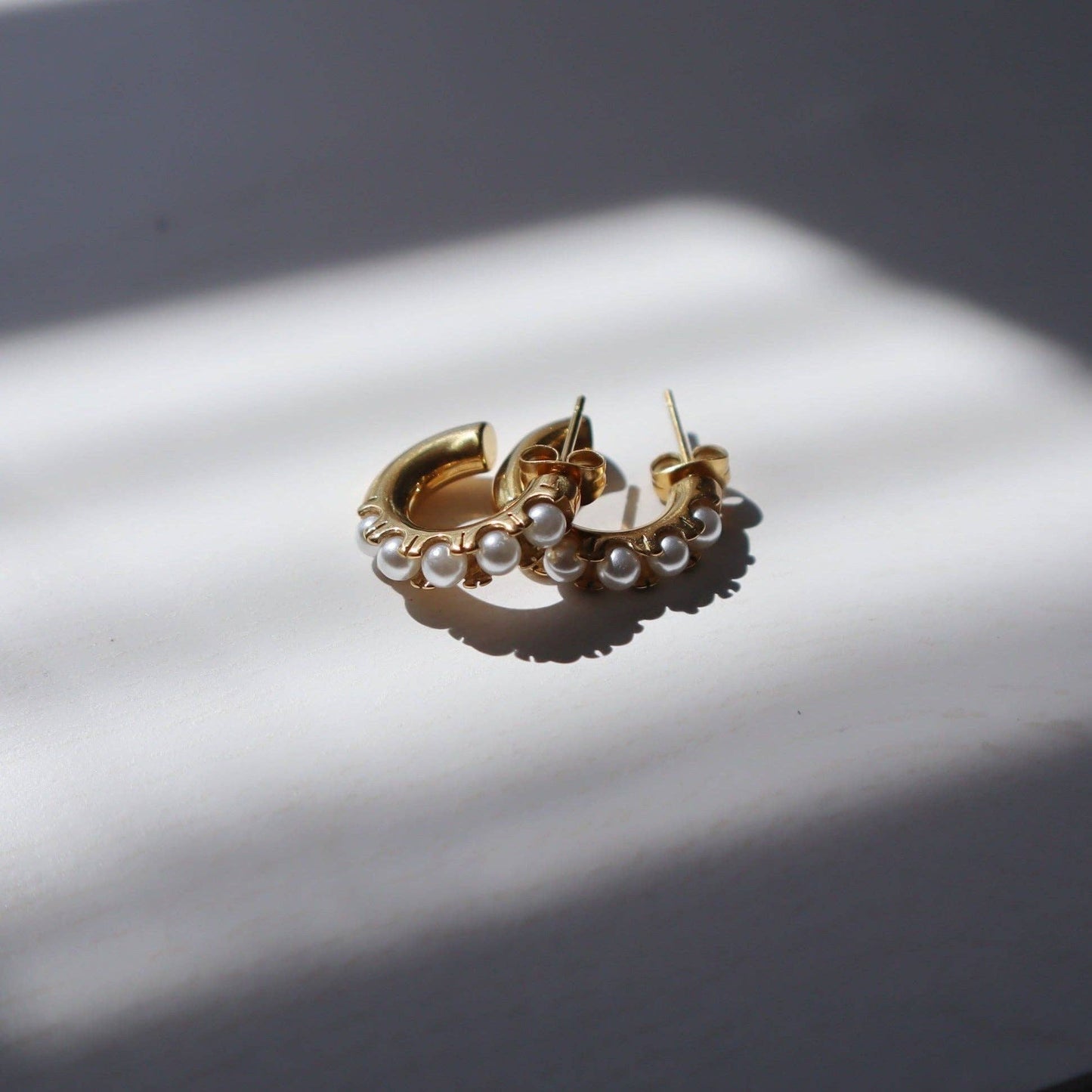 Nori Hoops | Pearl Hoop Earrings