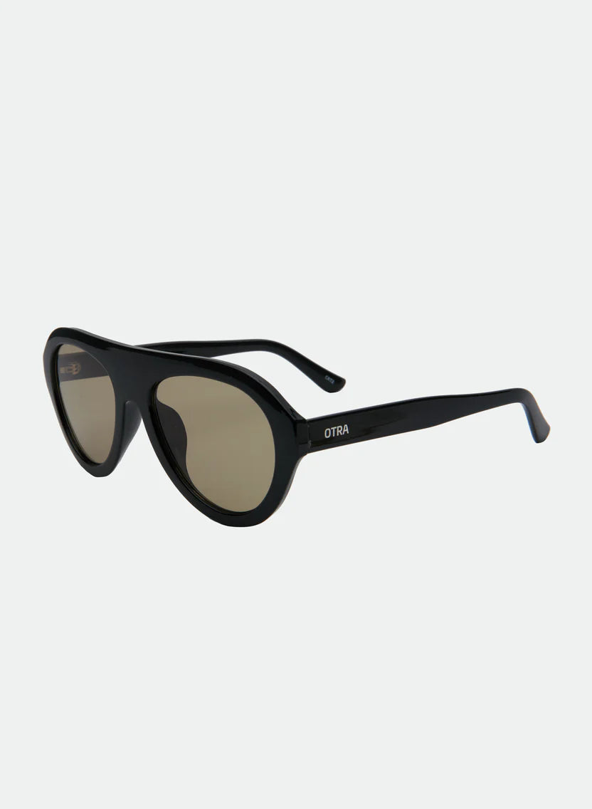 Maddy Black Sunglasses